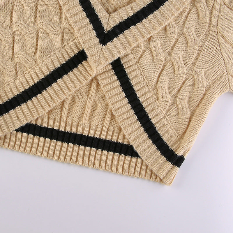 KAYLANI V NECK KNIT SHORT SWEATER