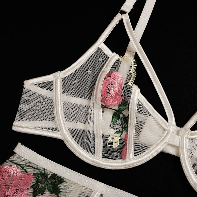 LEGACY 3 PIECE LINGERIE SET