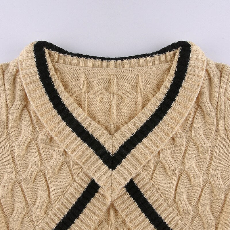 KAYLANI V NECK KNIT SHORT SWEATER