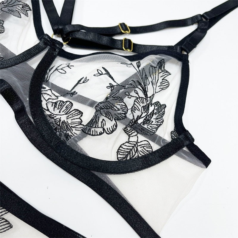 SCOUT LINGERIE 3 PIECE SET