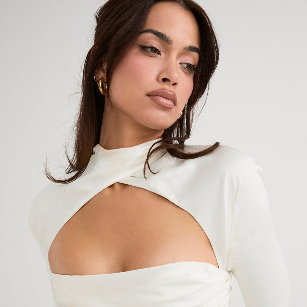 LEAH FLARED SLEEVE HOLLOW OUT MINI DRESS