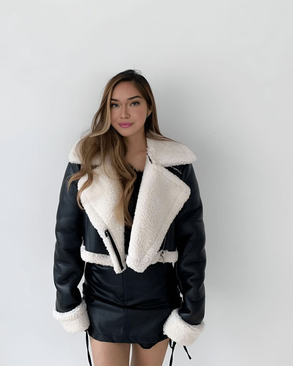 Cropped Faux Leather Jacket with Sherpa Collar – Women’s Short Winter Jacket
