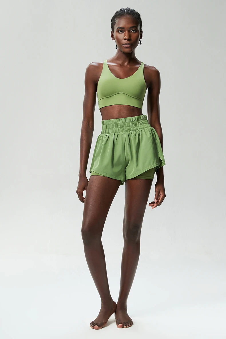 Women’s Quick-Dry Running Set – Sports Bra & High-Waist Shorts
