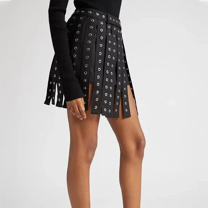 BLACK STRAPPY BELTED SKIRT