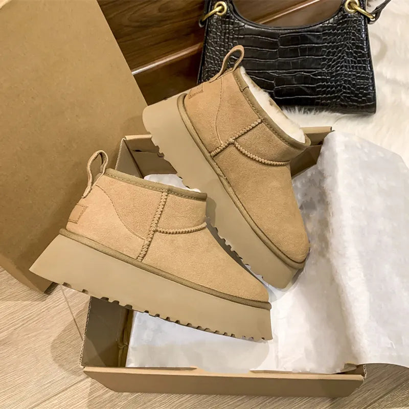 SHORT UGGS