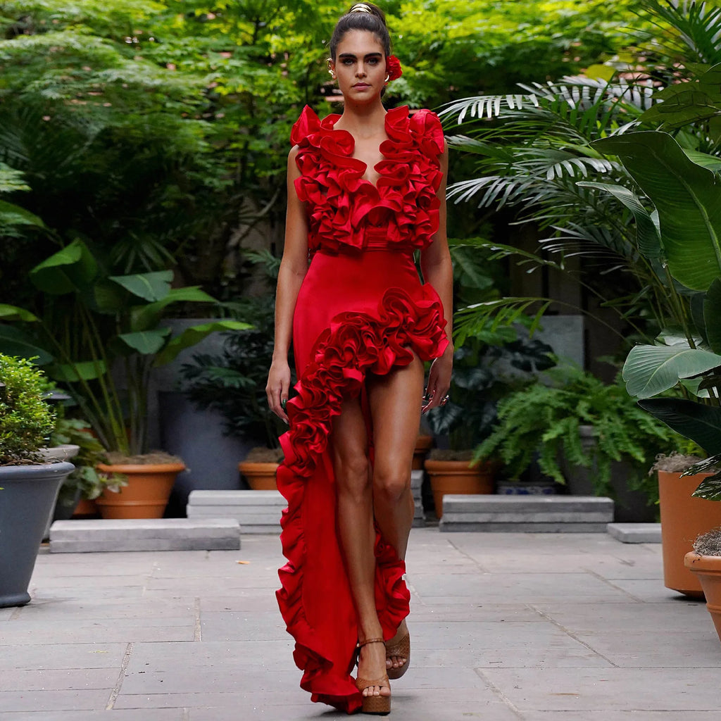OMYTO RED FLOWER BODYSUIT and SIDE SLIT MAXY SKIRT