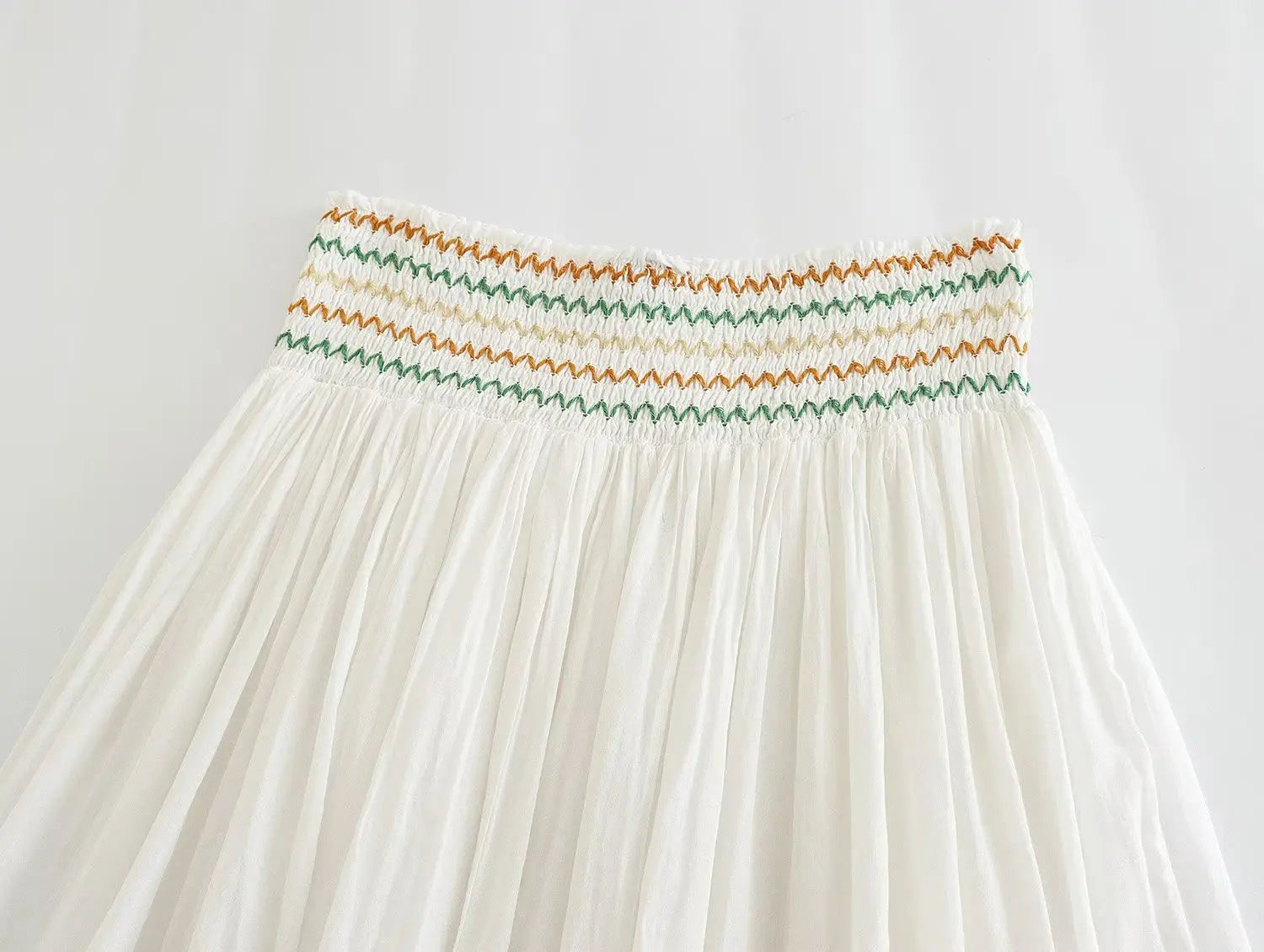 MADALINA EMBROIDERED SET
