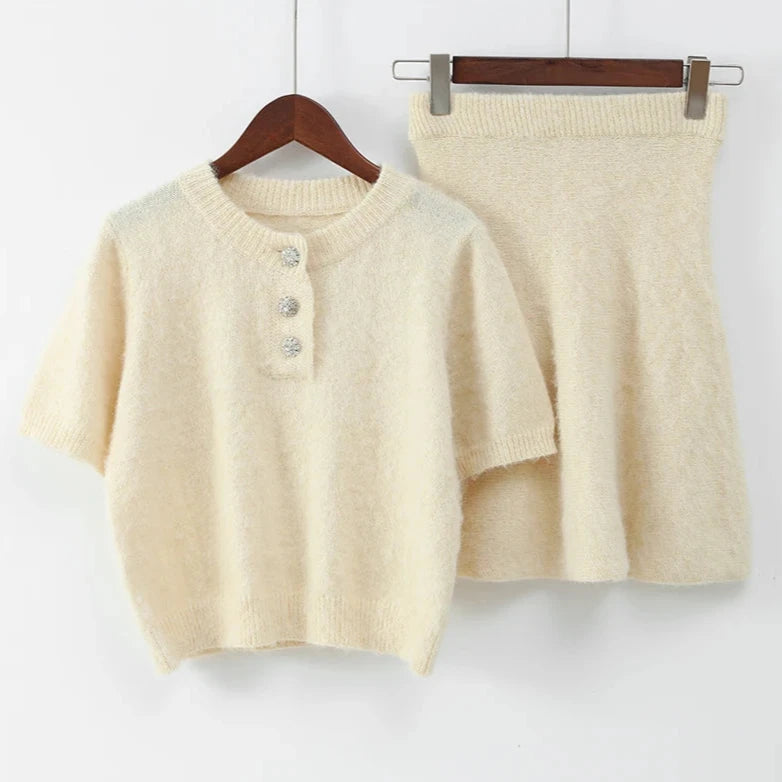 WOOL HALF SLEEVE TOP and SKIRT