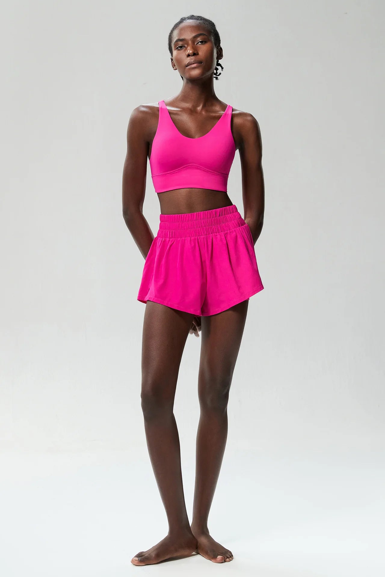 Women’s Quick-Dry Running Set – Sports Bra & High-Waist Shorts