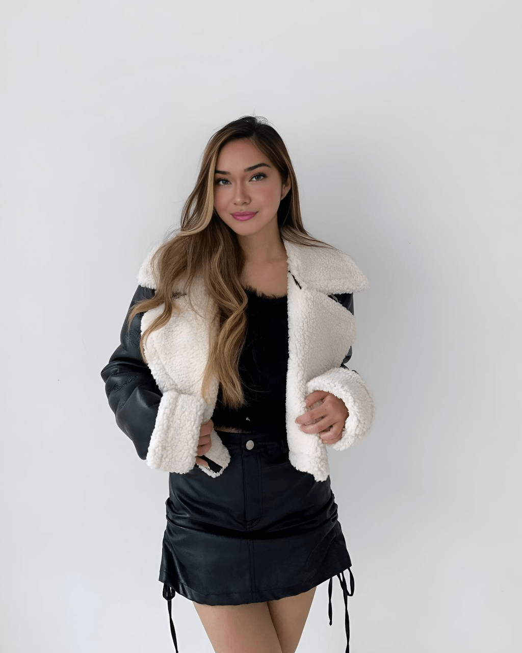 Cropped Faux Leather Jacket with Sherpa Collar – Women’s Short Winter Jacket