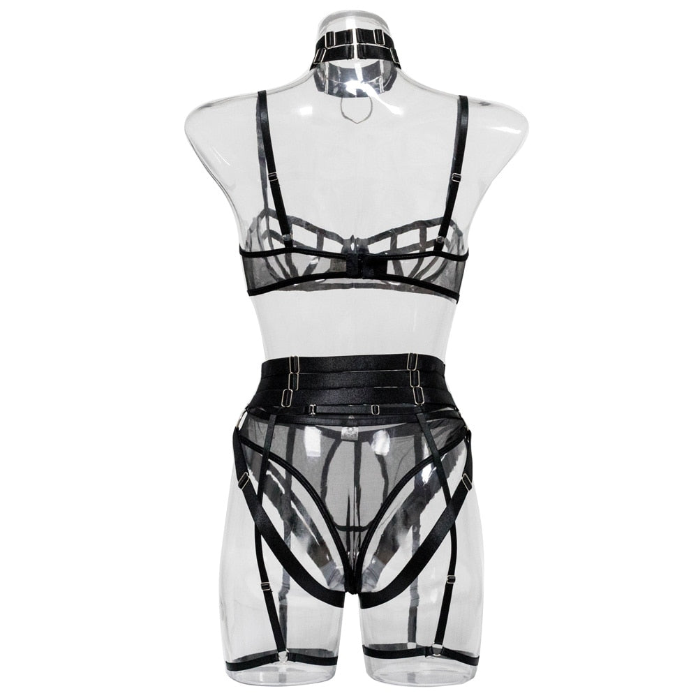 ANALISE 4 PIECE LINGERIE SET with METAL RINGS