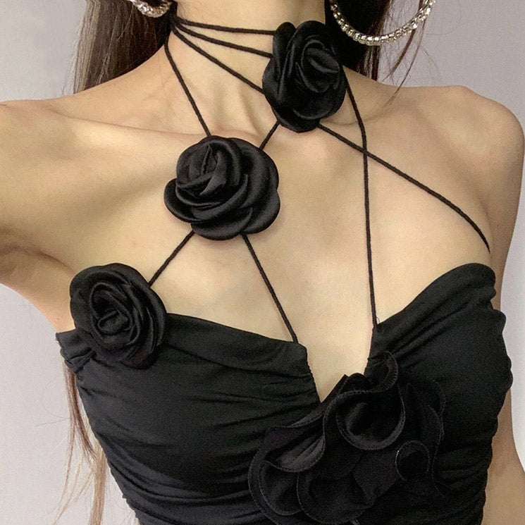 MARLYN HALTER TOP DECORATED with FLOWERS